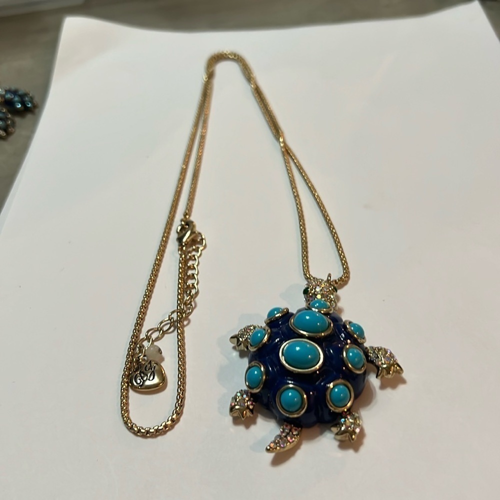 Betsy Johnson long turtle rhinestone gemstone necklace